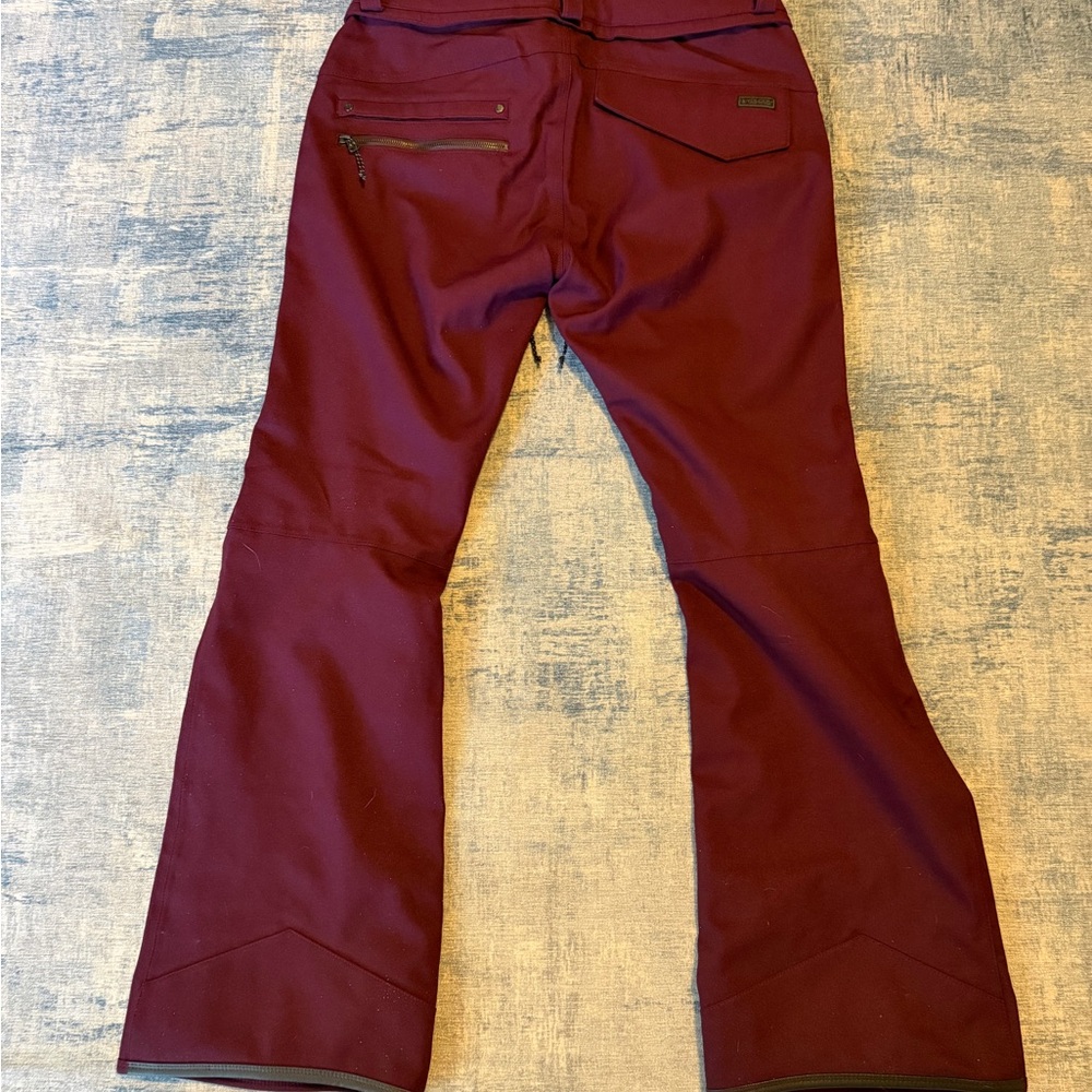 Volcom Women's XL Ski/Snowboard Pants